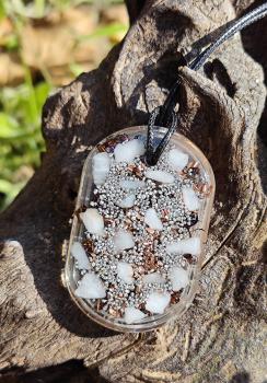 Orgonitanhänger Schneequarz